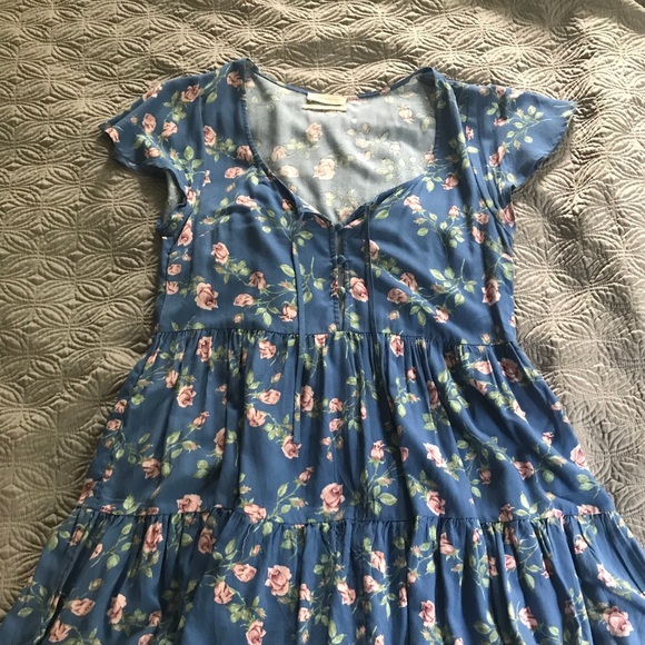 Urban Outfitters Dresses & Skirts - Urban outfitters babydoll style dress!! So cute!